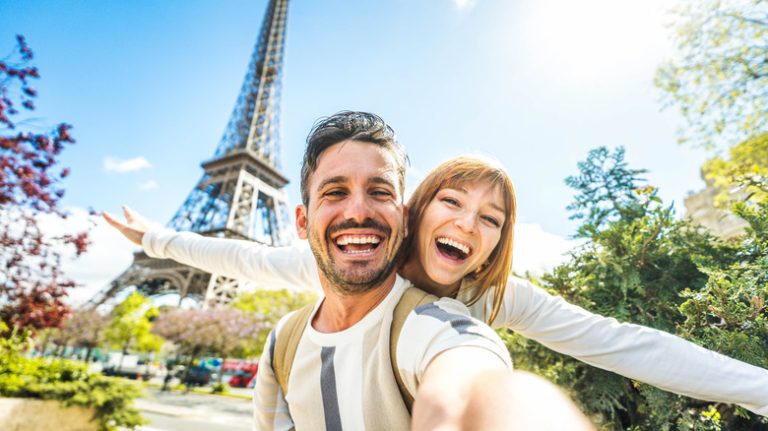 The Inexpensive Hotel Offer That Rick Steves Advises Tourists to Steer Clear of When Booking Lodging in Europe