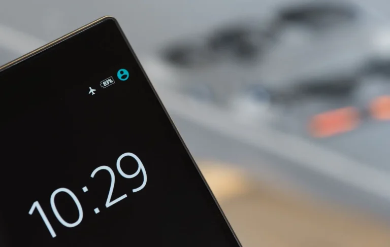 What Happens When a Smartphone Battery Dies What Happens When a Smartphone Battery Dies